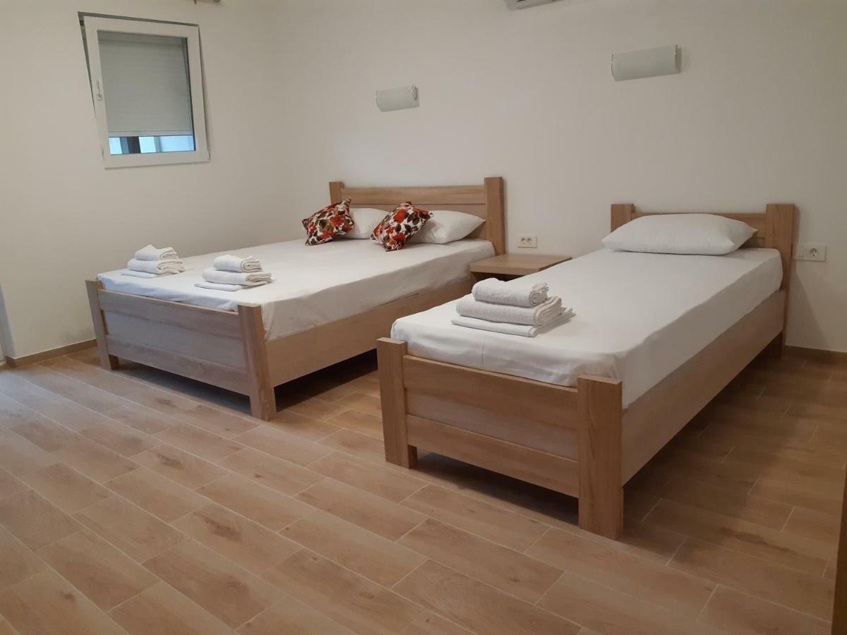 Apartmani Marina Kopitovic Petrovac Exterior photo